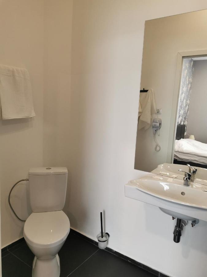 Central Hotel With Free Parking Riga Exterior foto