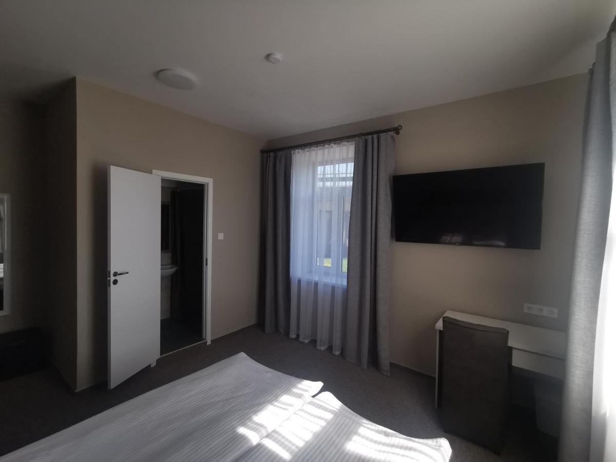 Central Hotel With Free Parking Riga Exterior foto